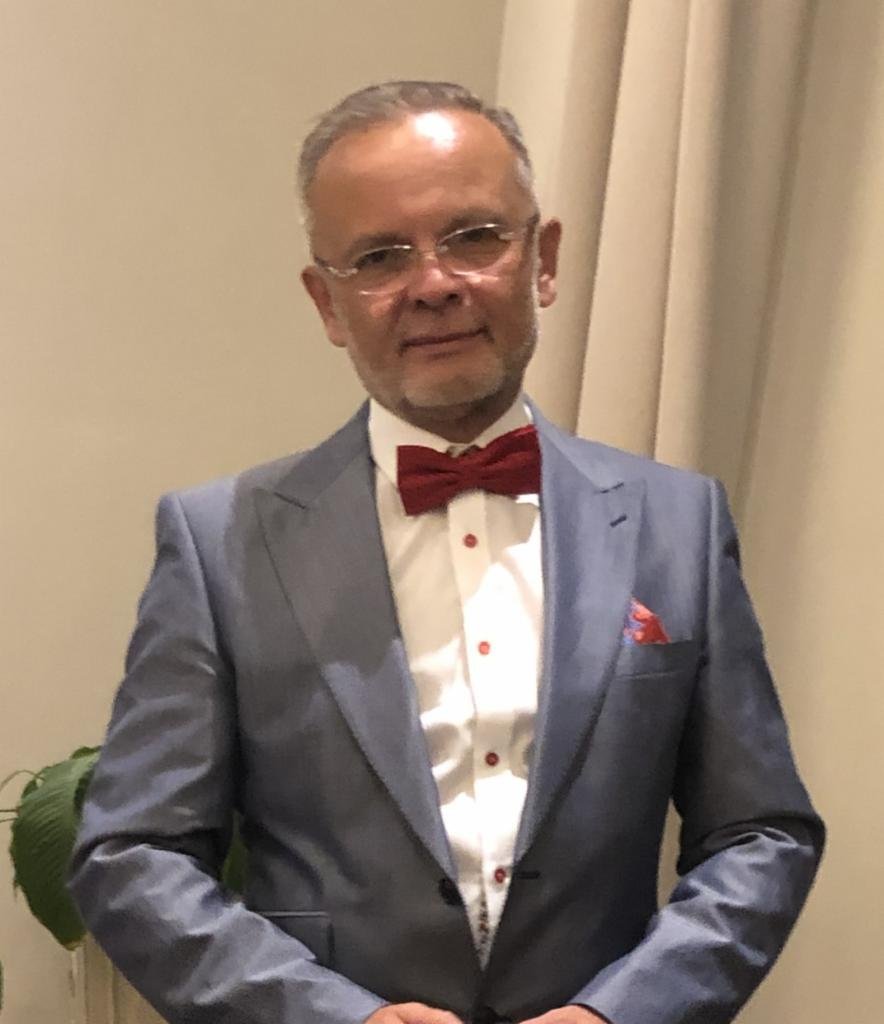 Portret Pawła Maryjowskiego - Niezależnego Eksperta Kredytowego Alupam Finanse